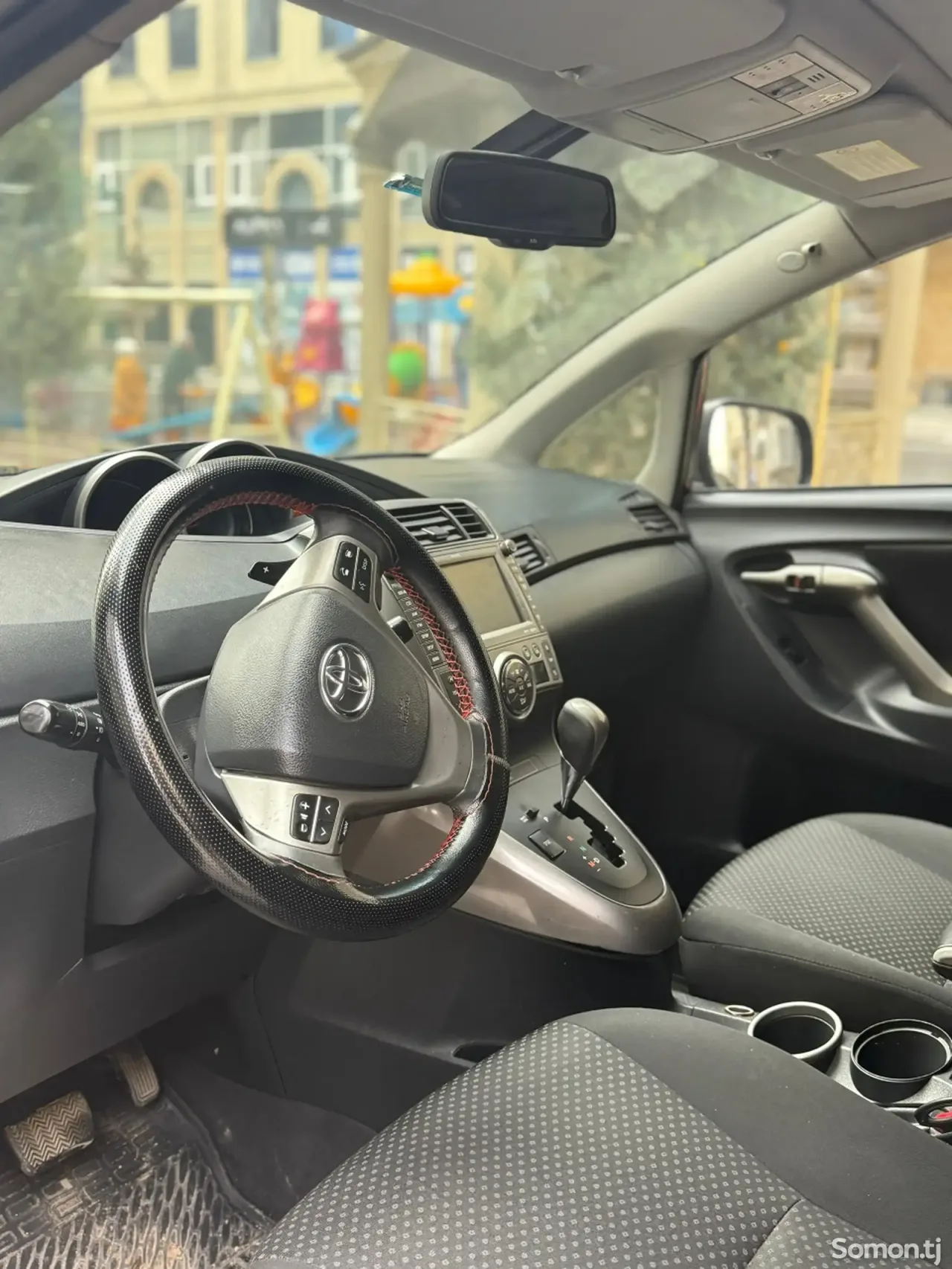 Toyota Verso 2010 · 1.8 CVT