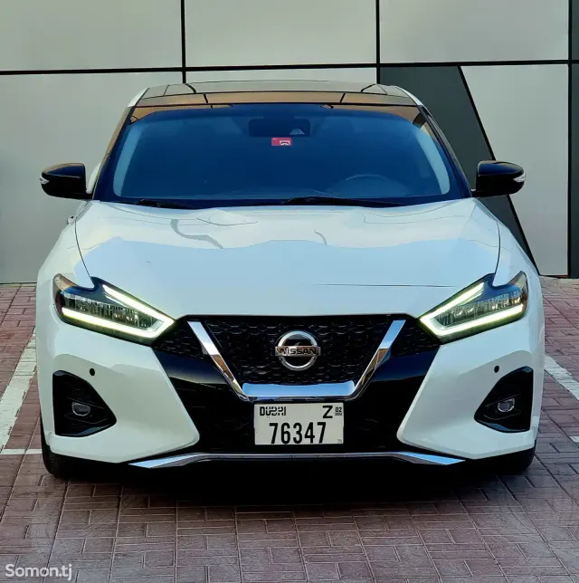 Nissan Maxima 2021 · 3.5 AT