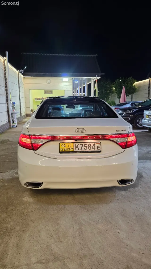 Hyundai Grandeur 2014 · 2.4 AT