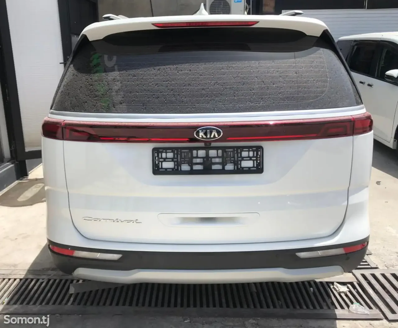 Kia Carnival 2021 · 3.5 AT