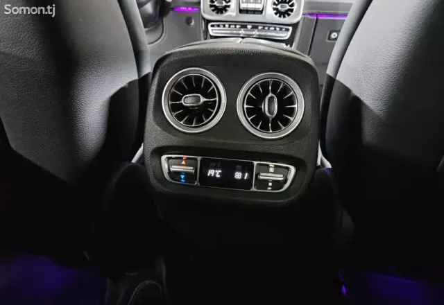 Mercedes-Benz G class 2020 · 6.3 AT