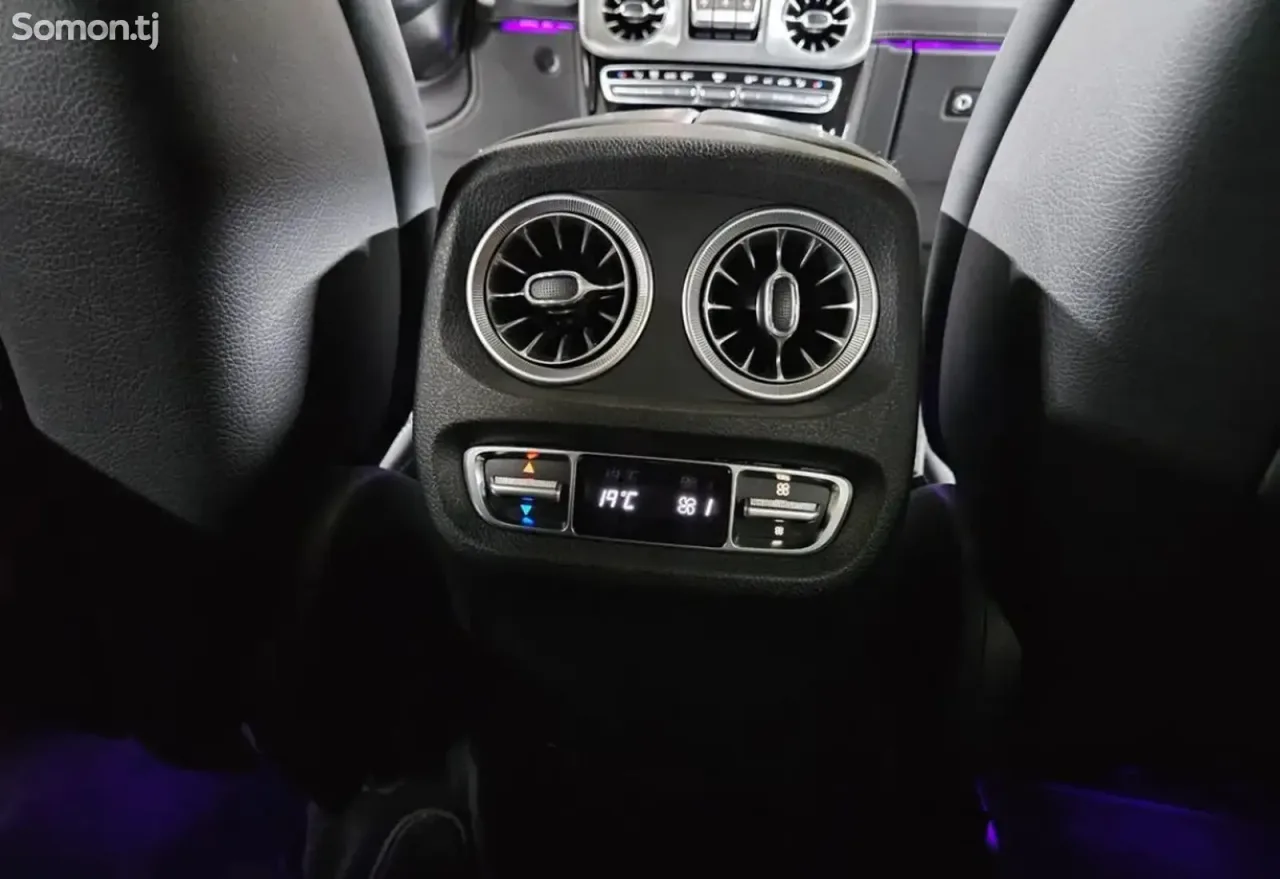 Mercedes-Benz G class 2020 · 6.3 AT