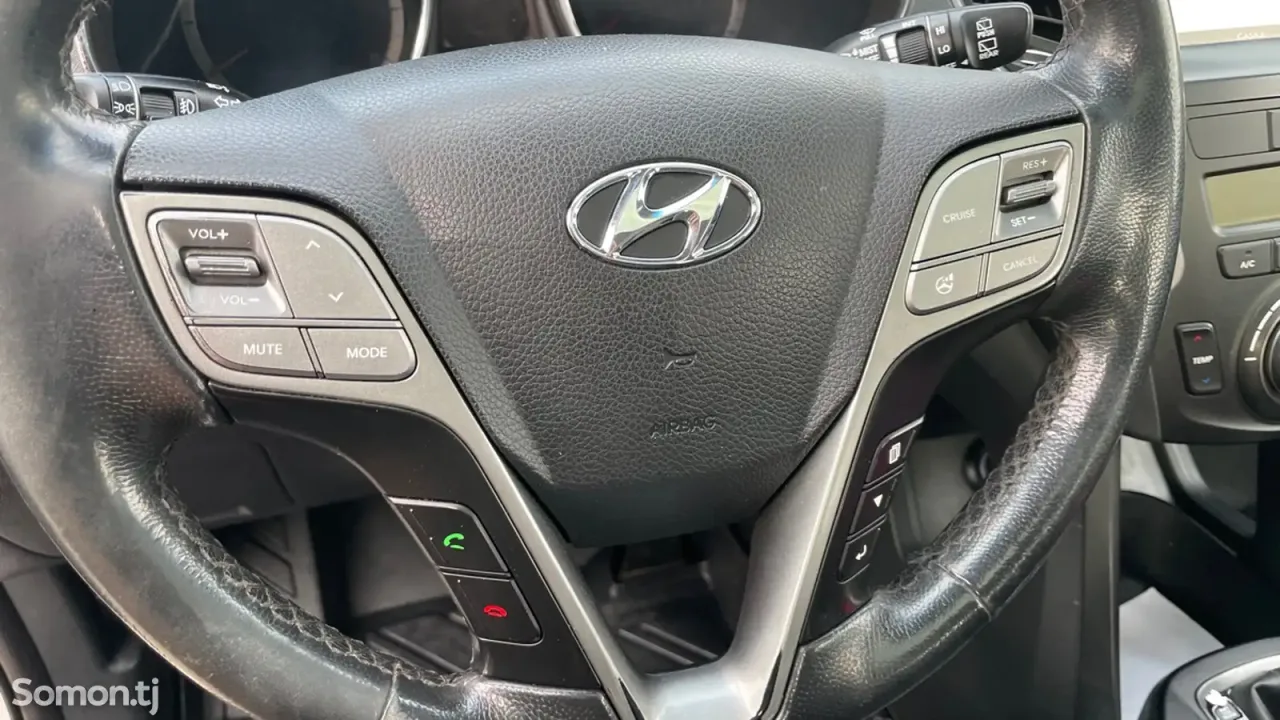 Hyundai Santa Fe 2014 · 2.4 AT