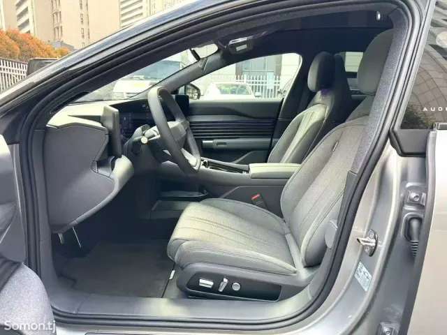 Audi A5 2025 · 2.0 AT
