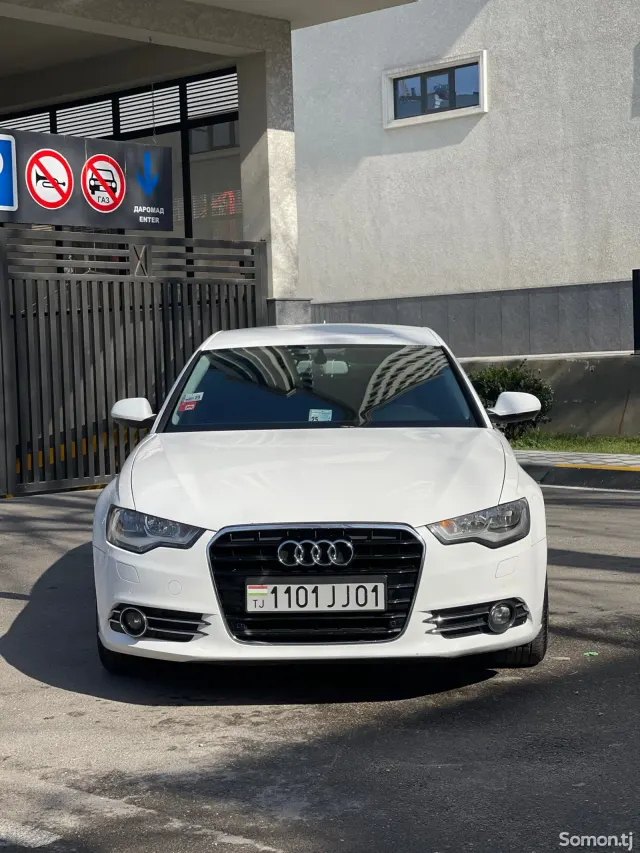 Audi A6 2015 · 2.0 AT