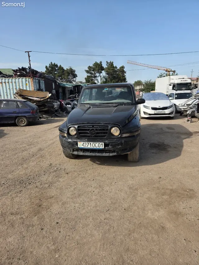 ShuangHuan Sceo 1998 · 2.2 MT