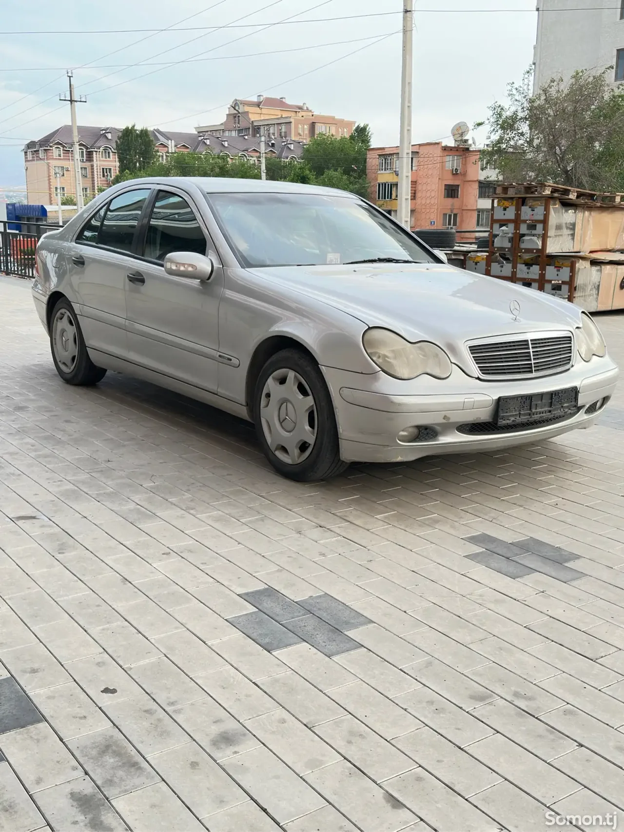 Mercedes-Benz C class 2001 · 2.4 MT