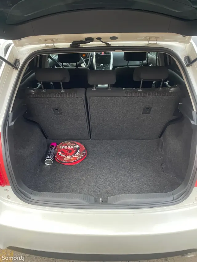 Toyota Auris 2012 · 1.8 AT