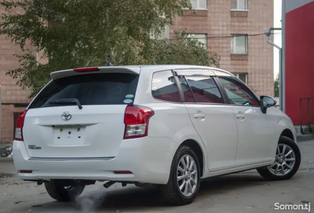 Toyota Fielder 2014 · 1.5 AT