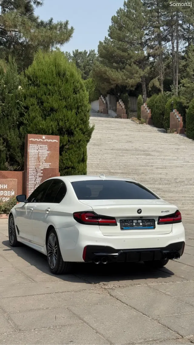 BMW 5 series 2017 · 3.0 AT