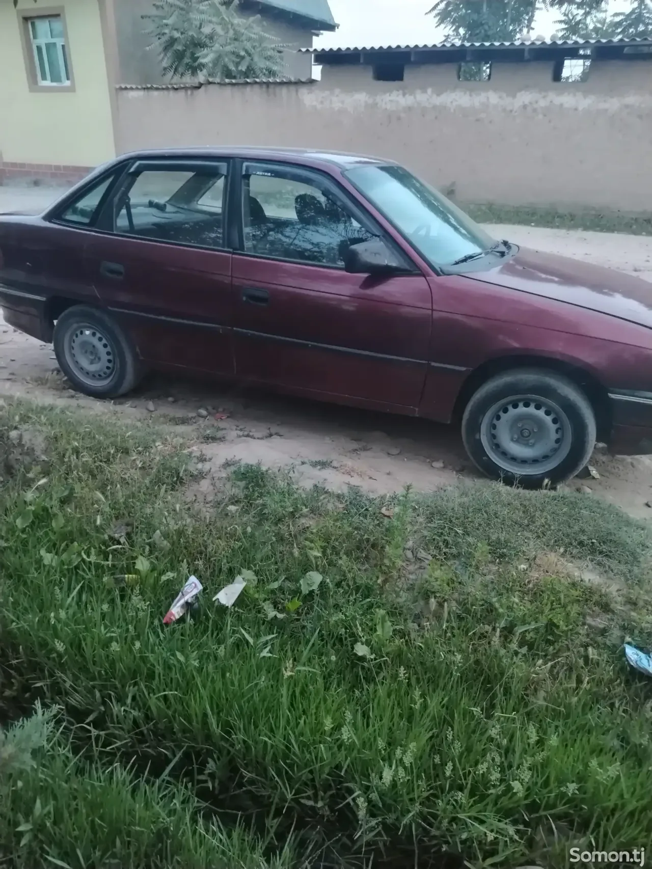 Opel Astra F 1993 · 1.7 MT