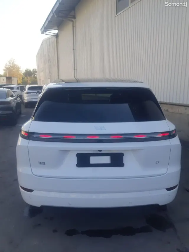 Li Auto (Lixiang) L7 2025 · 2.9 AMT