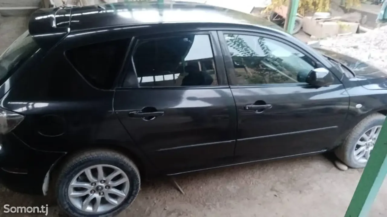 Mazda 3 2004 · 1.6 MT