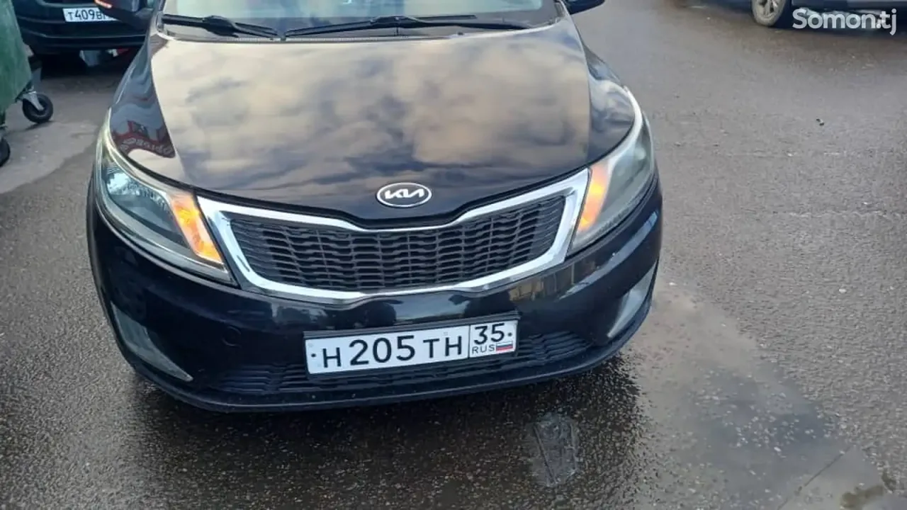 Kia Rio 2013 · 1.6 MT