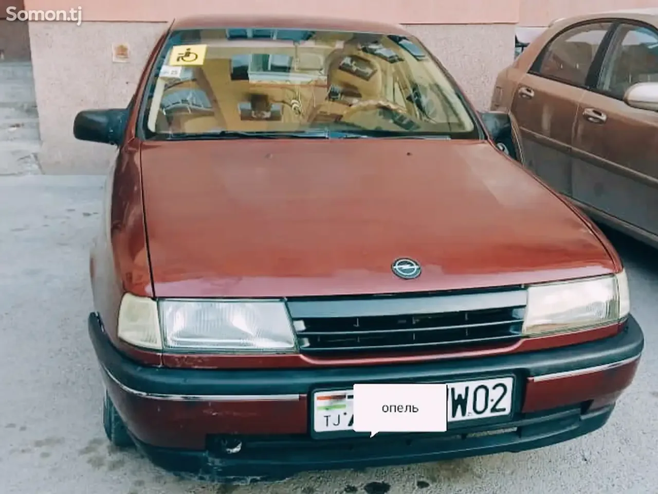 Opel Vectra A 1992 · 1.6 MT