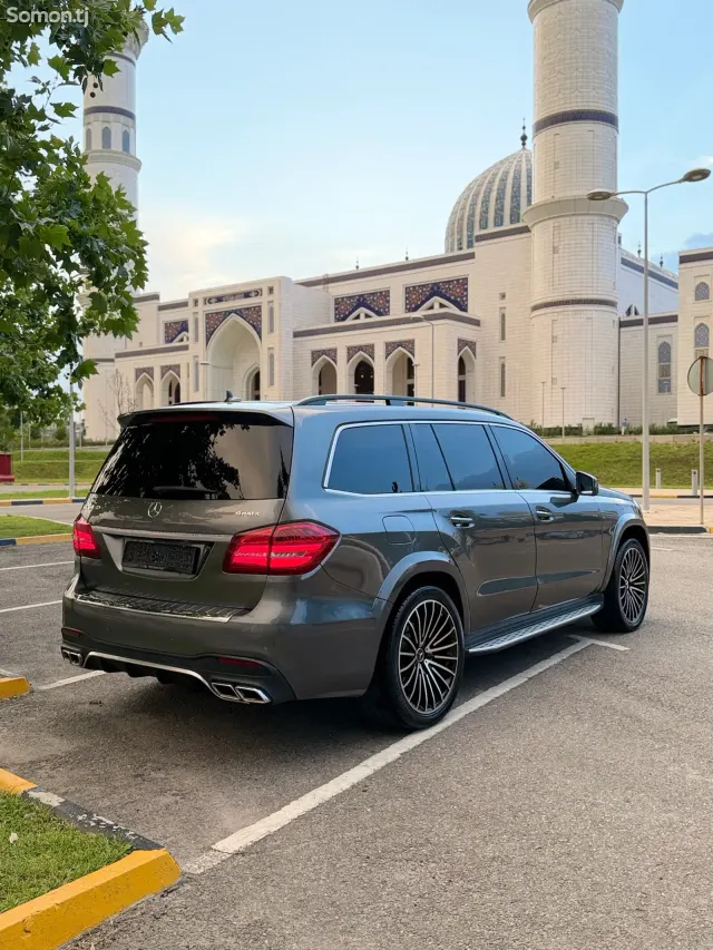 Mercedes-Benz GLS 2017 · 3.0 AT