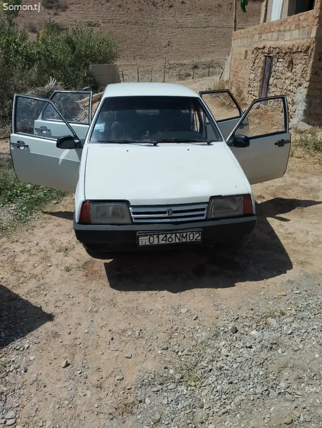 Lada (ВАЗ) 21099 1995 · 1.5 MT
