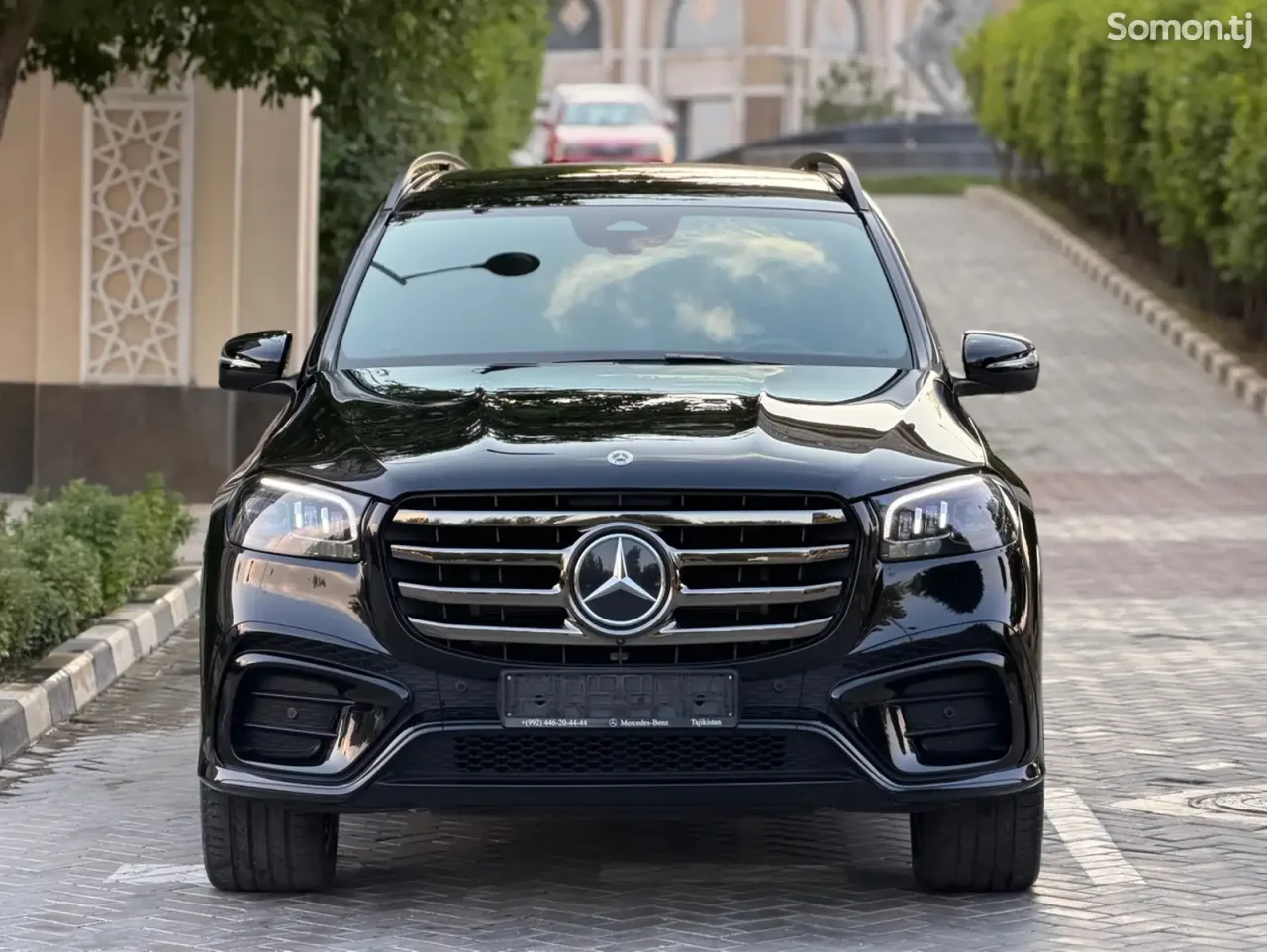 Mercedes-Benz GLS 2025 · 4.5 AT