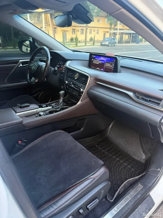 Lexus RX series 2018 · 3.5 AT