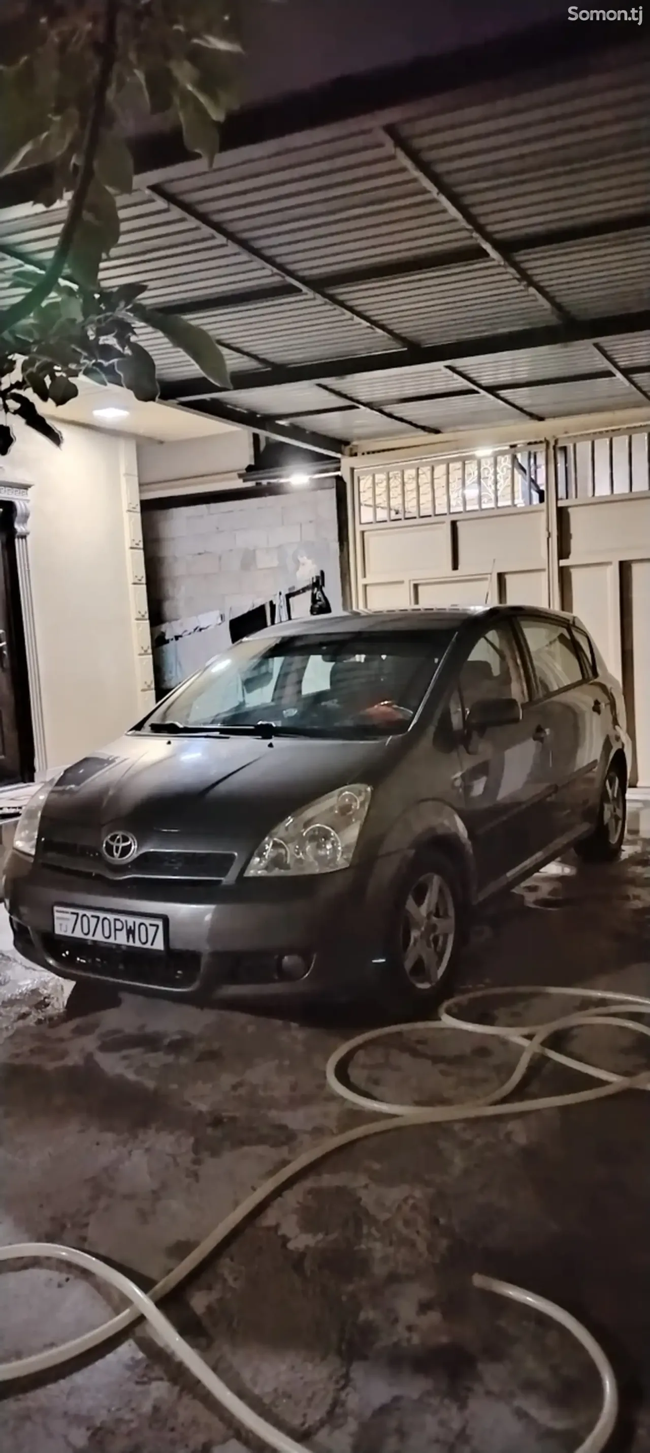 Toyota Corolla Verso 2007 · 2.2 MT