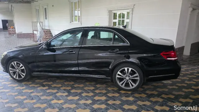 Mercedes-Benz E class 2016 · 3.0 AT