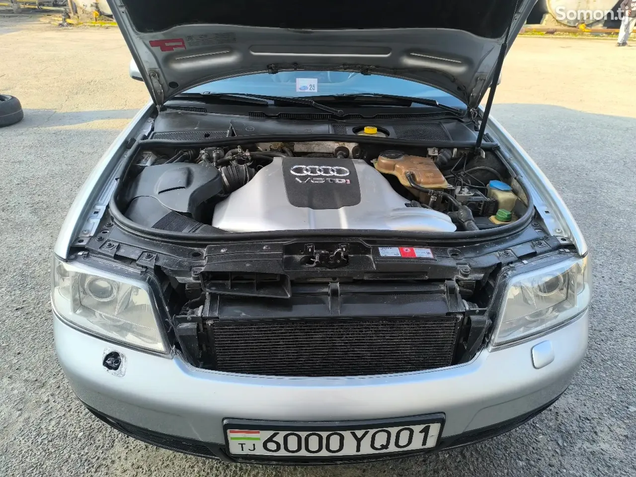 Audi A6 2001 · 2.5 AT