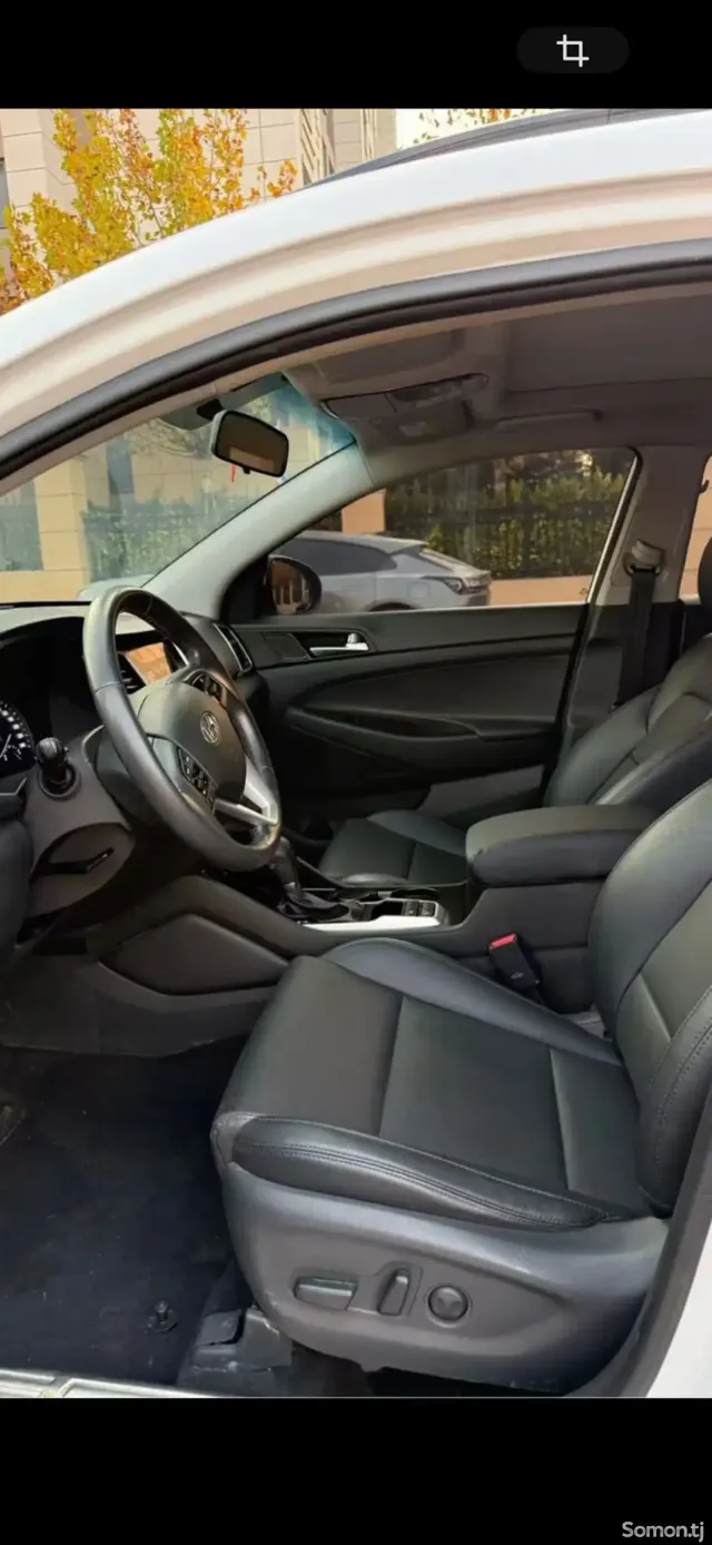 Hyundai Tucson 2015 · 2.0 AT