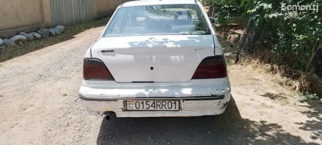 Daewoo Nexia 1996 · 1.6 MT