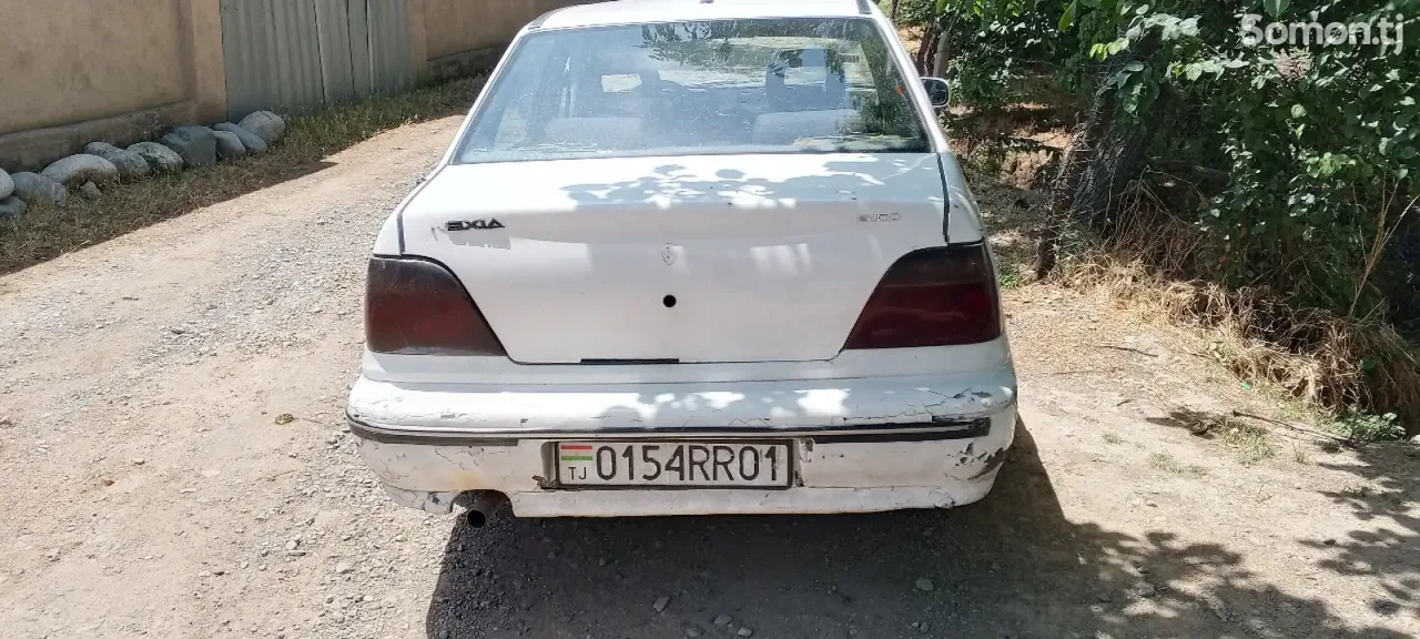 Daewoo Nexia 1996 · 1.6 MT