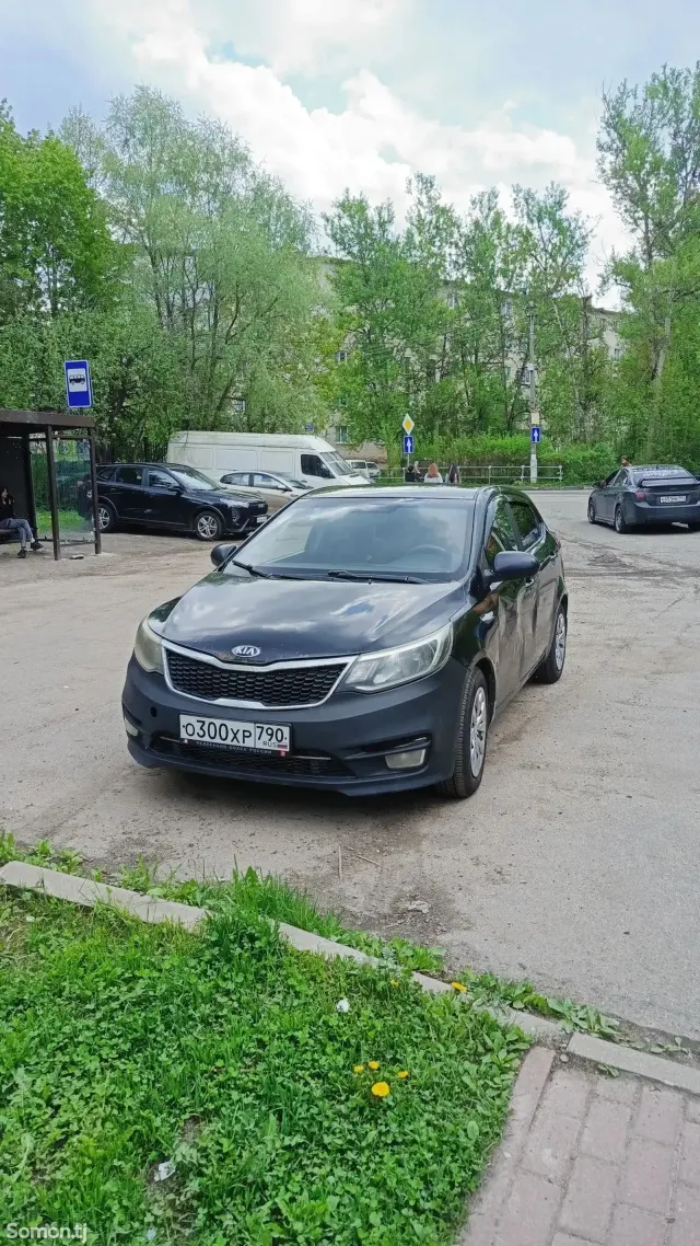 Kia Rio 2015 · 1.4 AT