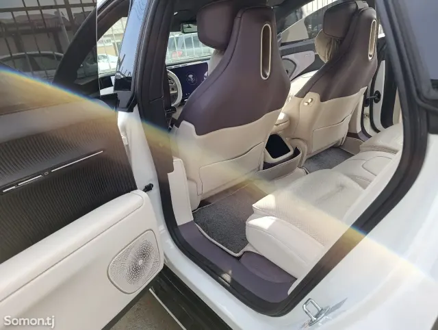 Avatr 12 2024 · AMT