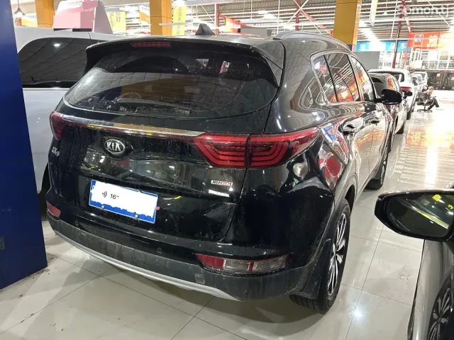 Kia Sportage 2016 · 2.0 AT