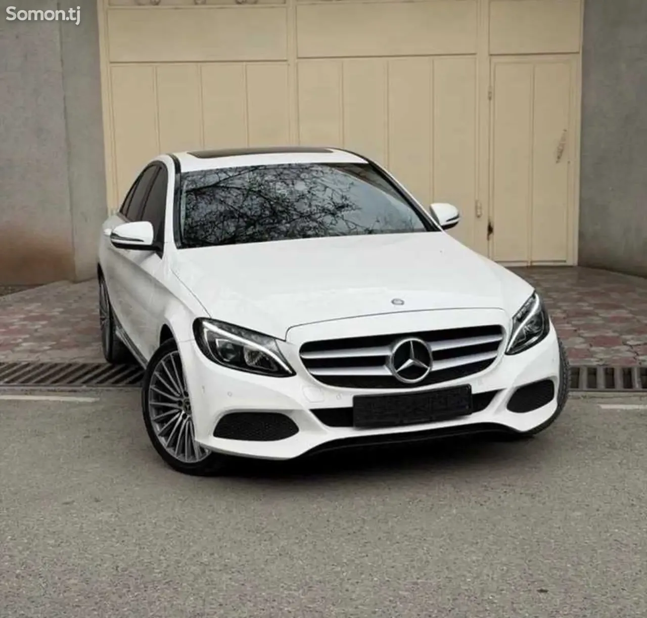 Mercedes-Benz C class 2016 · 2.0 AT
