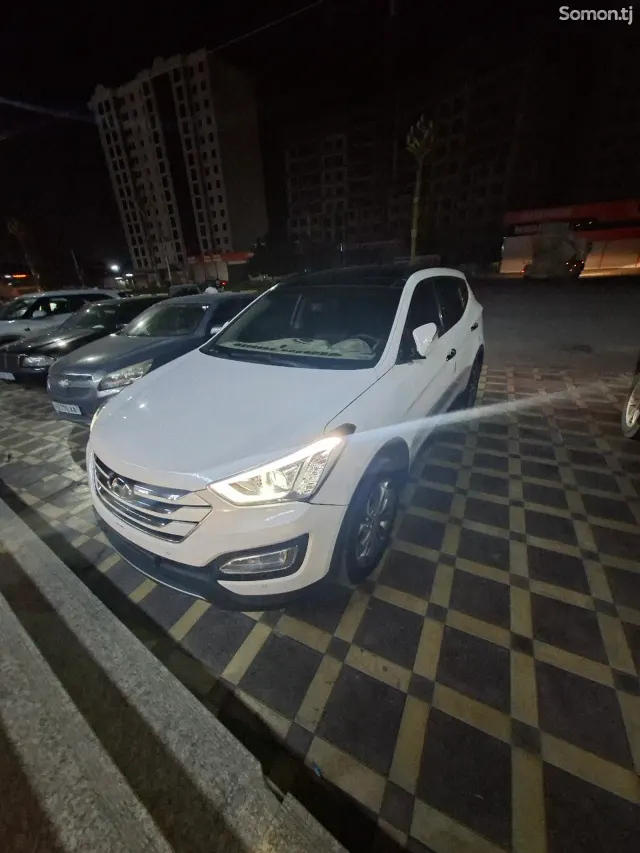 Hyundai Santa Fe 2014 · 2.2 AT
