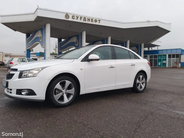 Chevrolet Cruze 2010 · 1.8 AT
