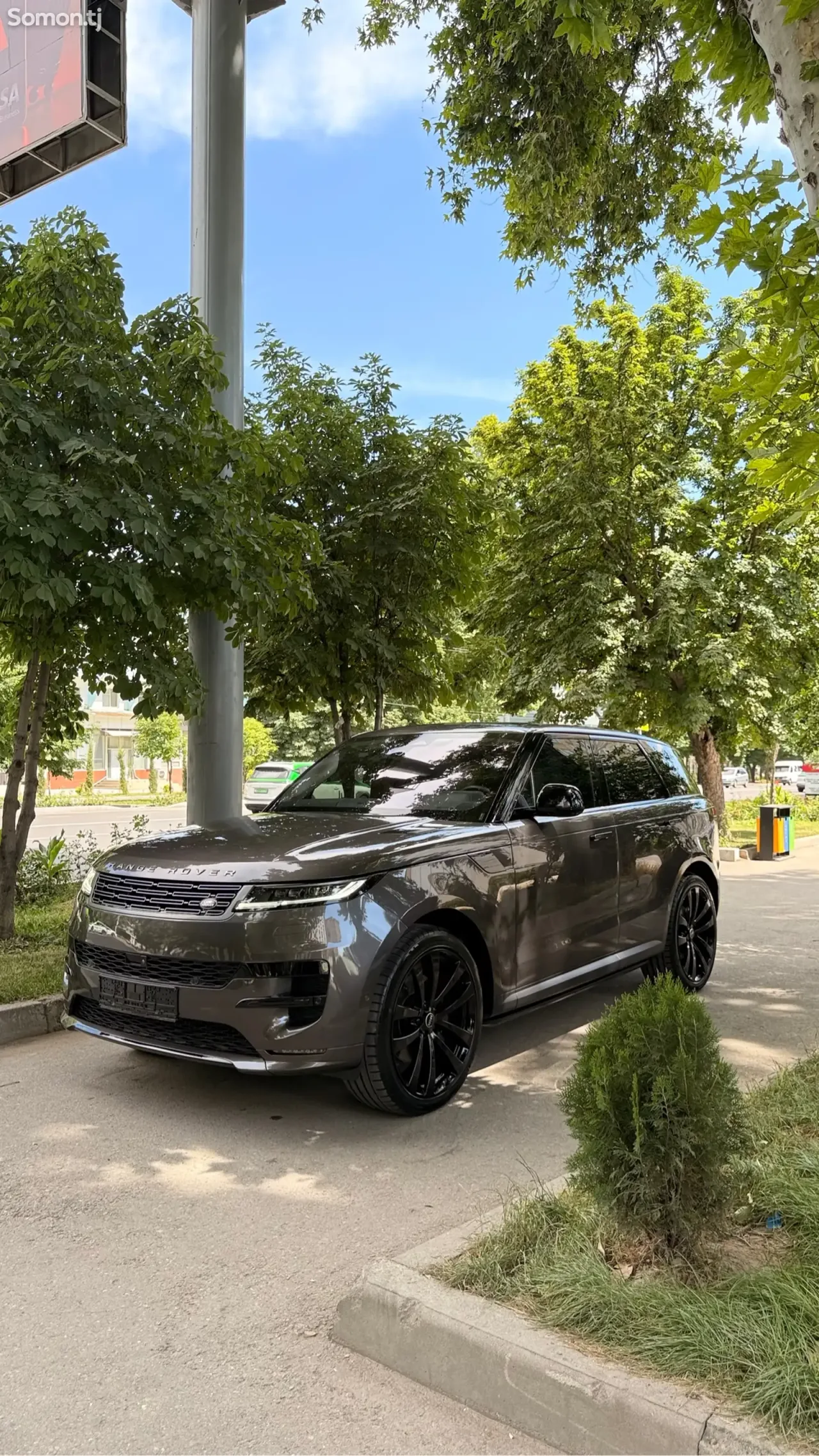 Land Rover Range Rover Sport 2023 · 3.0 AT