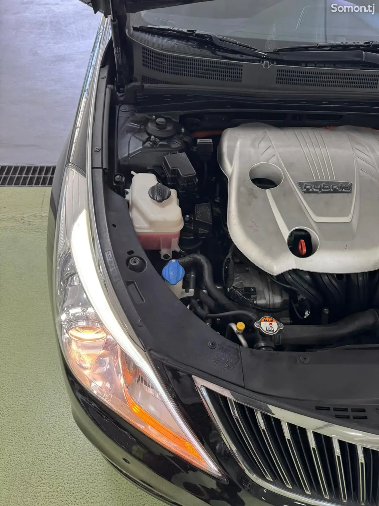 Hyundai Grandeur 2015 · 2.4 AT