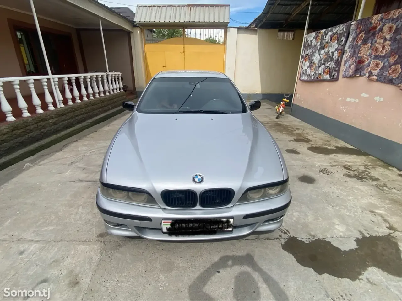BMW 5 series 2000 · 2.8 MT