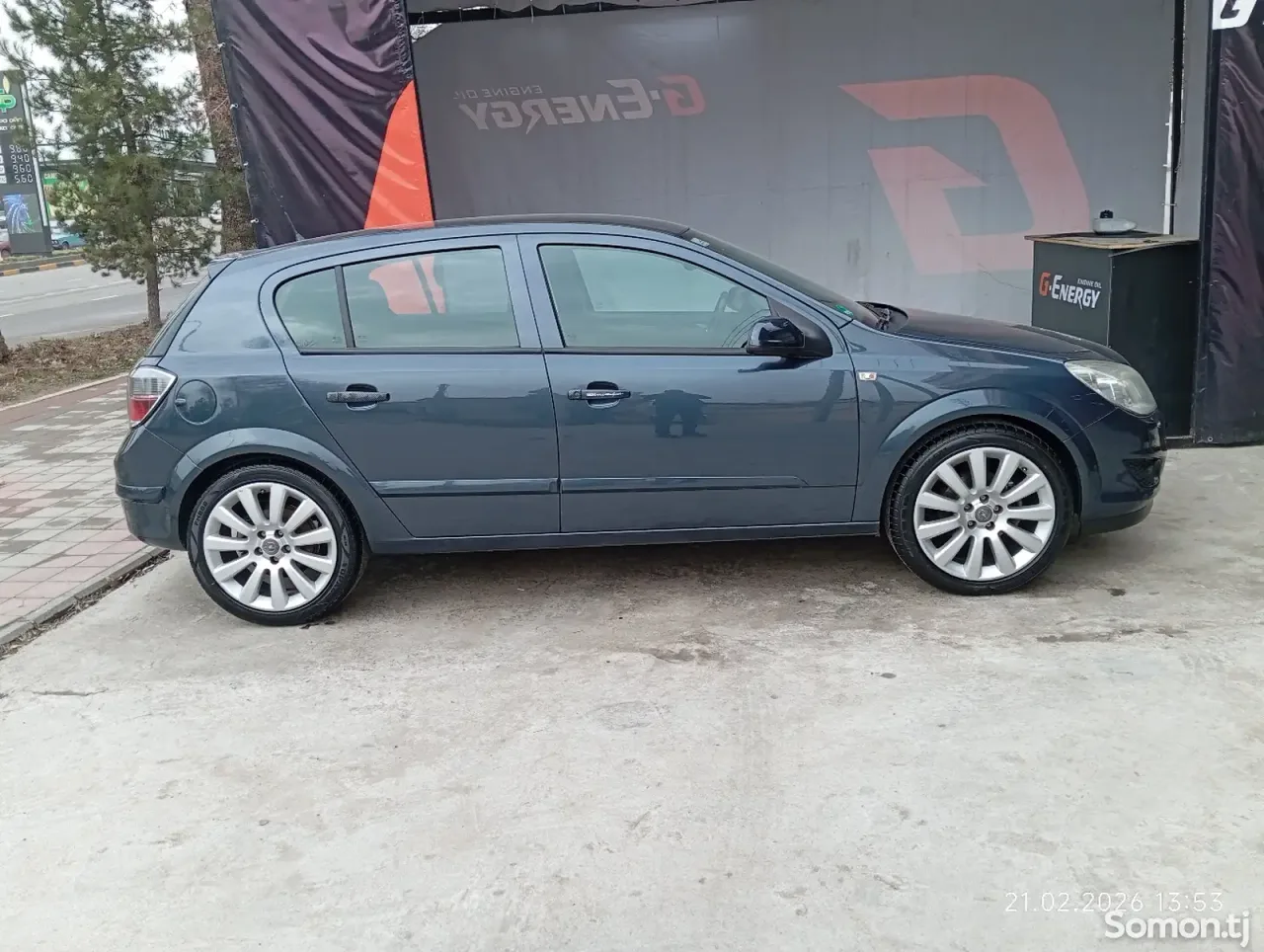 Opel Astra H 2007 · 1.6 MT