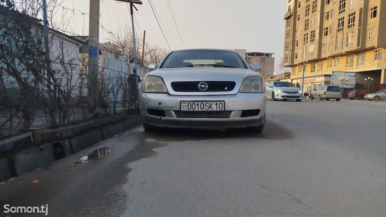 Opel Vectra C 2003 · 2.2 MT