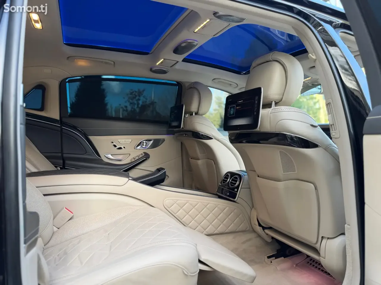 Mercedes-Benz S class 2019 · 5.6 AT