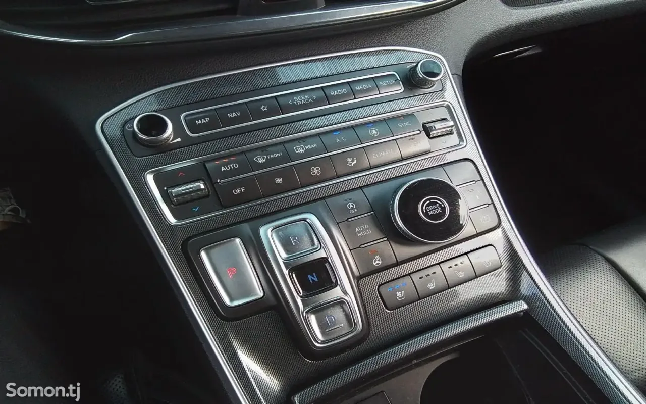 Hyundai Santa Fe 2021 · 2.2 AT