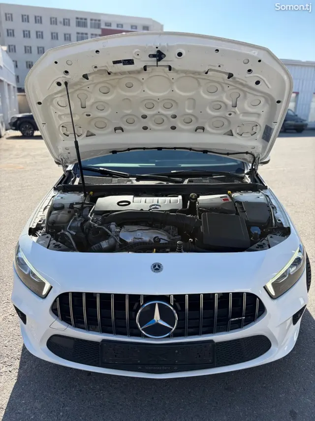 Mercedes-Benz A class 2020 · 2.0 AT