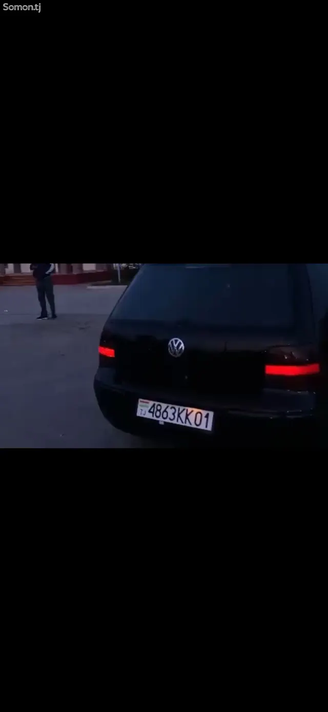 Volkswagen Golf 2000 · 2.0 AT