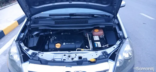Opel Zafira 2007 · 1.8 MT