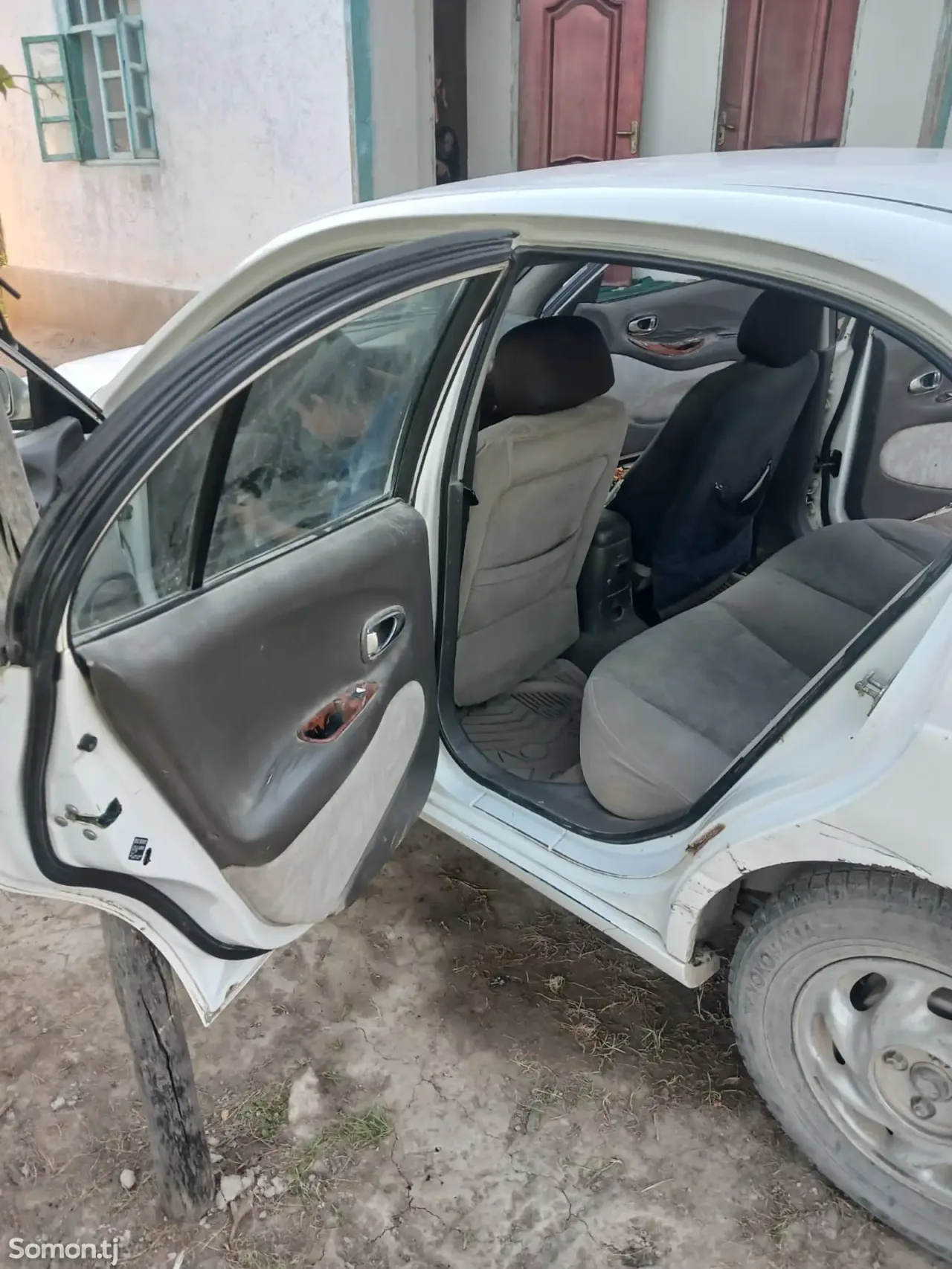 Daewoo Leganza 1997 · 1.8 MT