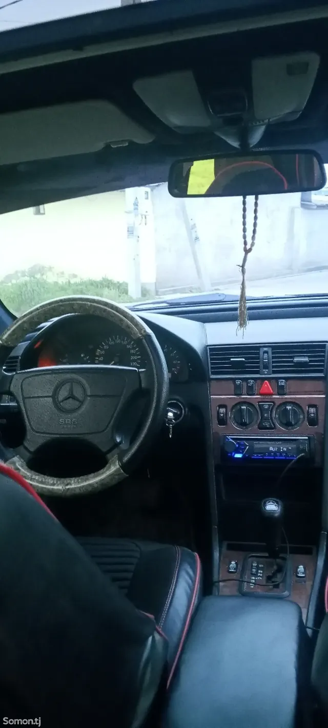 Mercedes-Benz C class 1998 · 2.0 AT