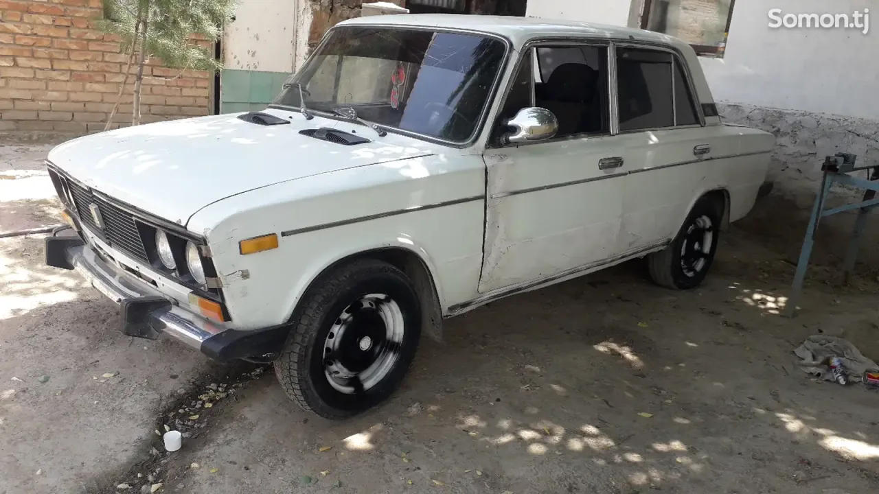 Lada (ВАЗ) 2106 1992 · 1.6 MT