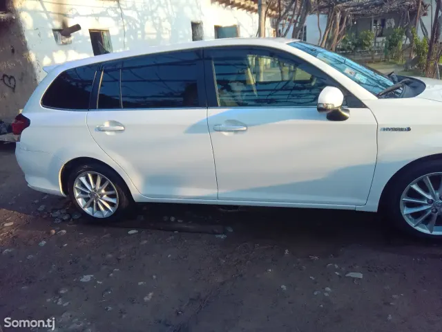 Toyota Fielder 2016 · 1.5 AT