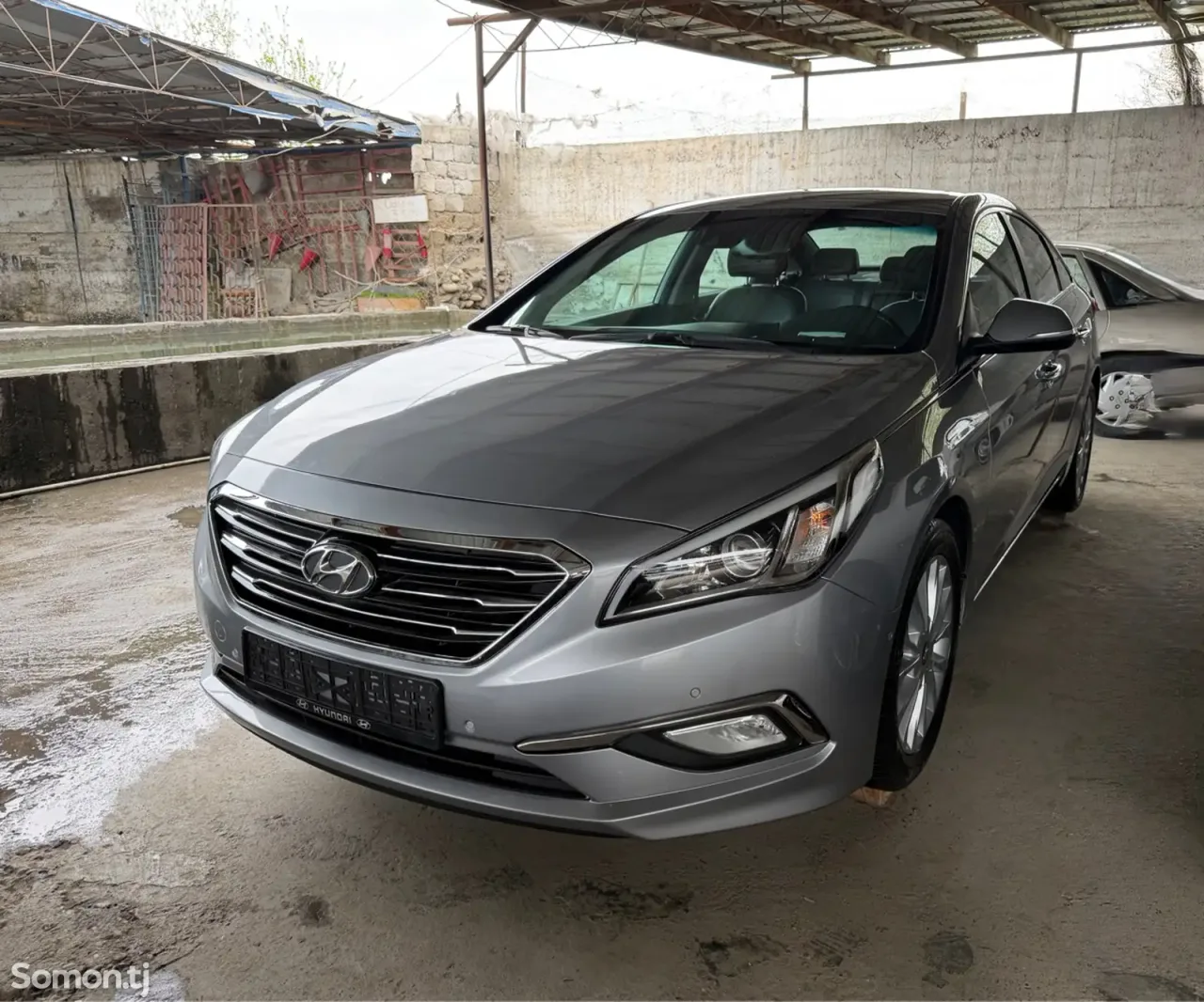 Hyundai Sonata 2014 · 2.4 AT